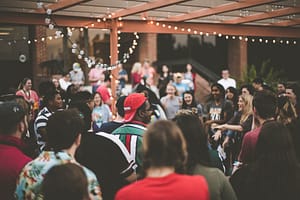 Typische Mode für eine 90er Mottoparty, Outfits & Styling
