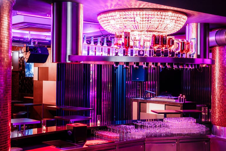 Club2 1.jpg