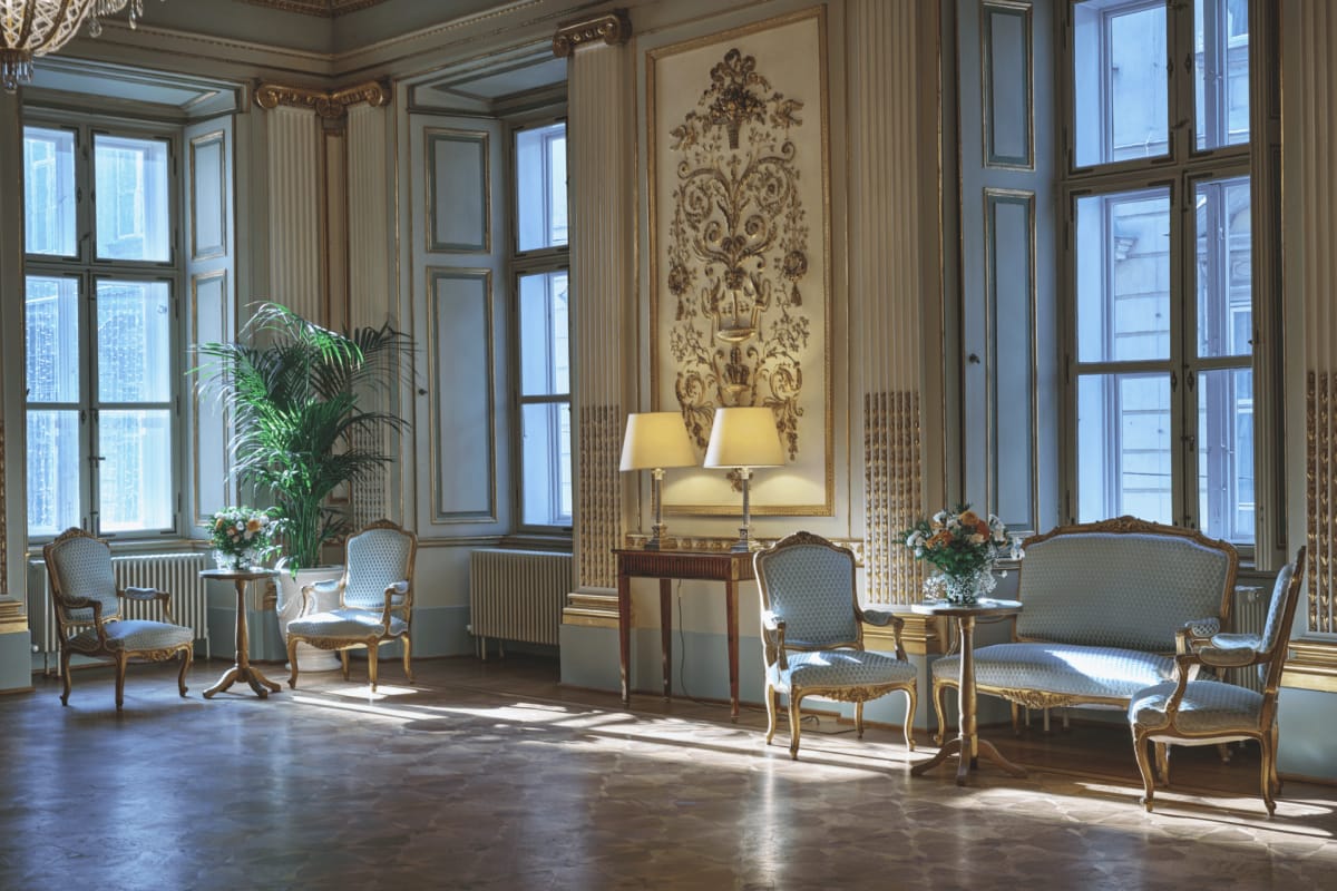ESTERHAZY26623 4 1.png