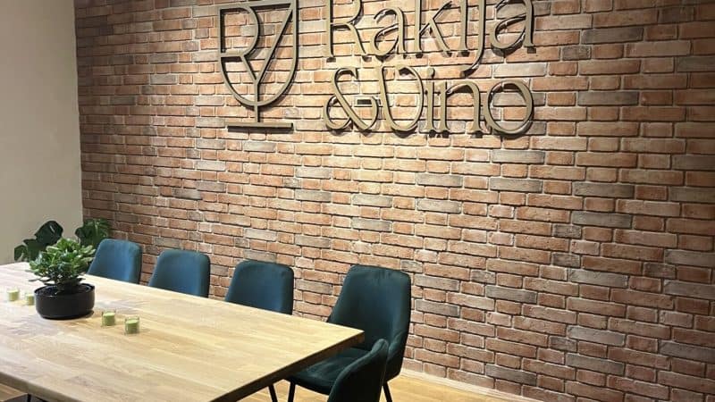 Rakija Vino Eventkeller mieten Wien 6.jpeg