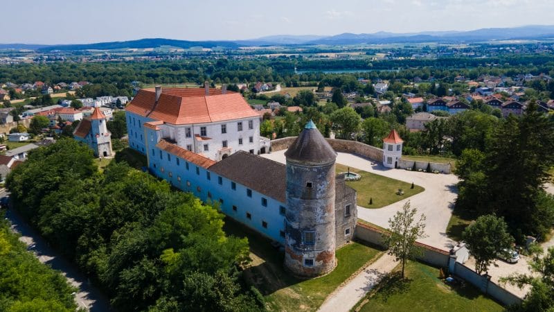 Schloss Viehofen St. Poelten Hochzeit Location Event 4.jpg