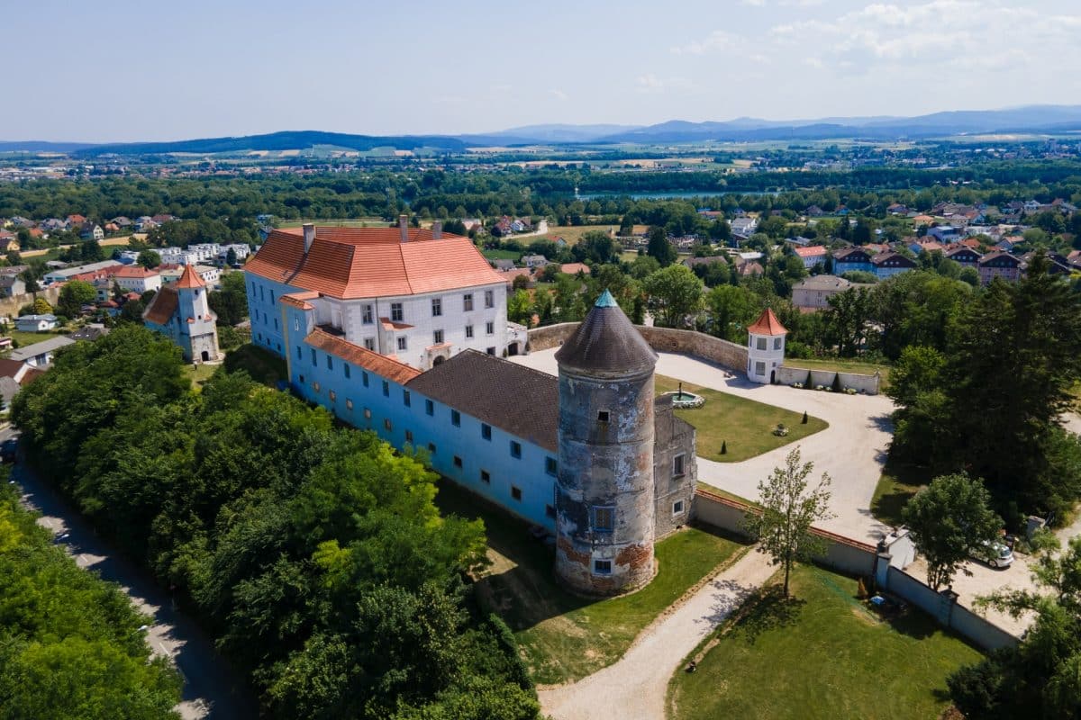 Schloss Viehofen St. Poelten Hochzeit Location Event 4.jpg