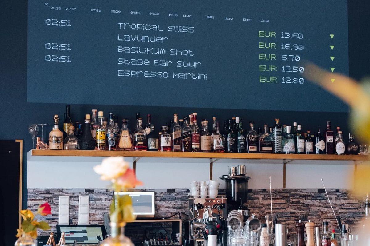 Stage Bar Partylocation Wien 1020 4.jpg