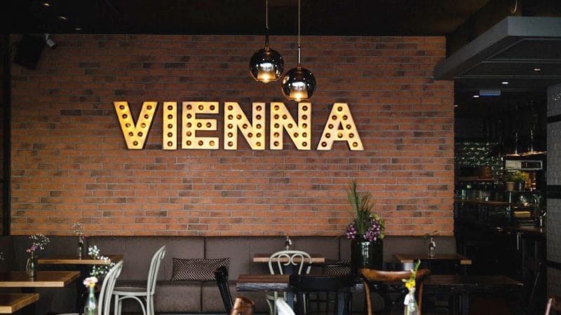 Tesla Coffee Concept 1150 Wien Hier Feiern Eventlocation 4.jpg