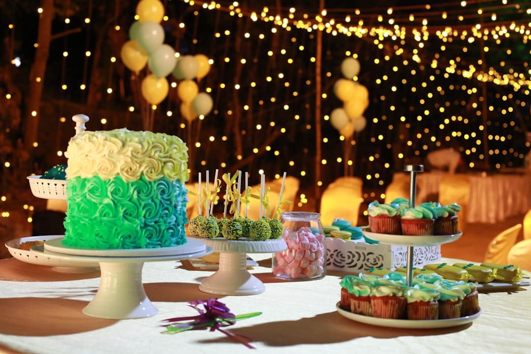 Mottoparty ohne viel Aufwand: So gelingt's!